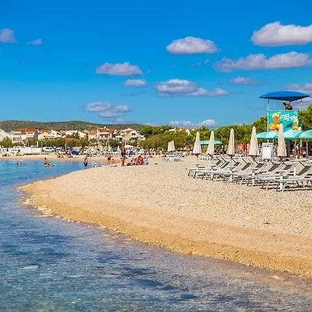Appartement In With Sea View, Balcony, Air Conditioning, Wi-fi Vodice